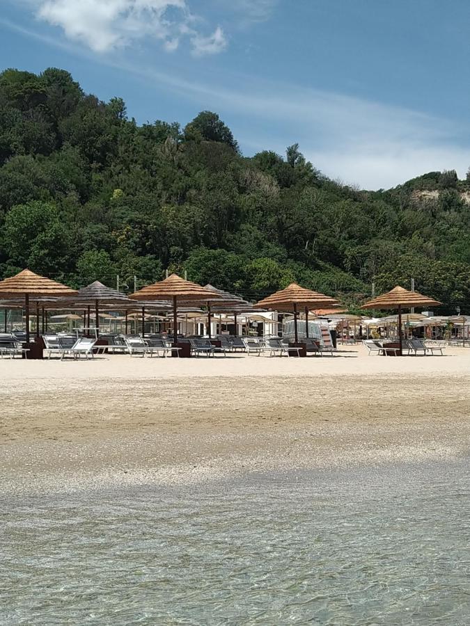 Casa "I Due Ulivi" Villa Fastiggi Pesaro Dış mekan fotoğraf